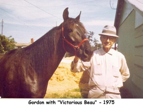 70170 Reynolds Gordon pic