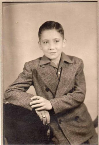 Don-Erdman-as-child-formal-picture-B W