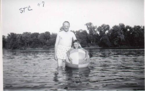 Irvin-Erdman-Don-Erdman-in-lake-1947