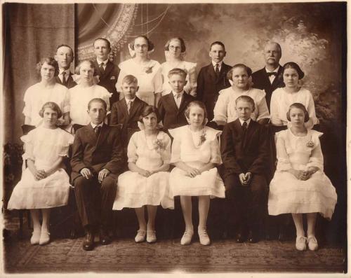 Irvin-Erdman-middle-row-4th-from-left