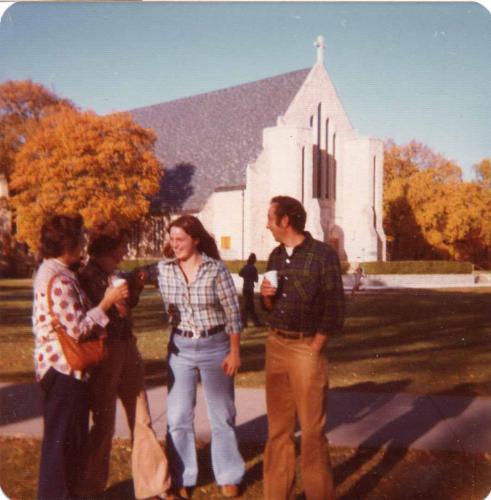 Jean-Erdman-Peter-Erdman-Pam-Erdman-Don-Erdman-in-front-of-Boe-Chapel-St.-Olaf-College