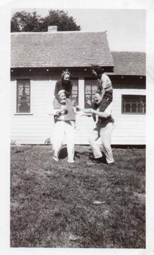 Ruth-Erdman-Irvin-Erdman-right