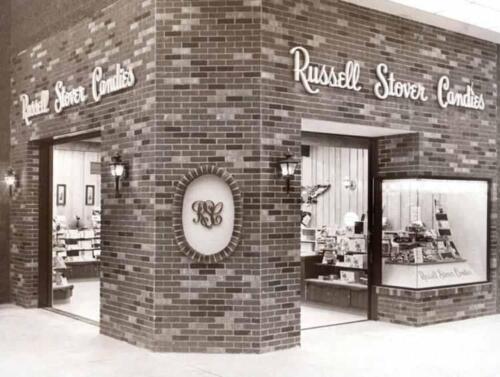 Apache Mall