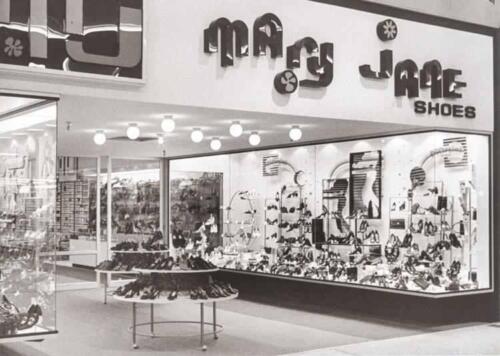 Apache Mall