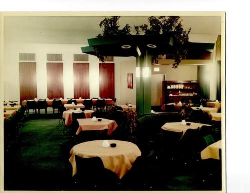 Airport restaurant