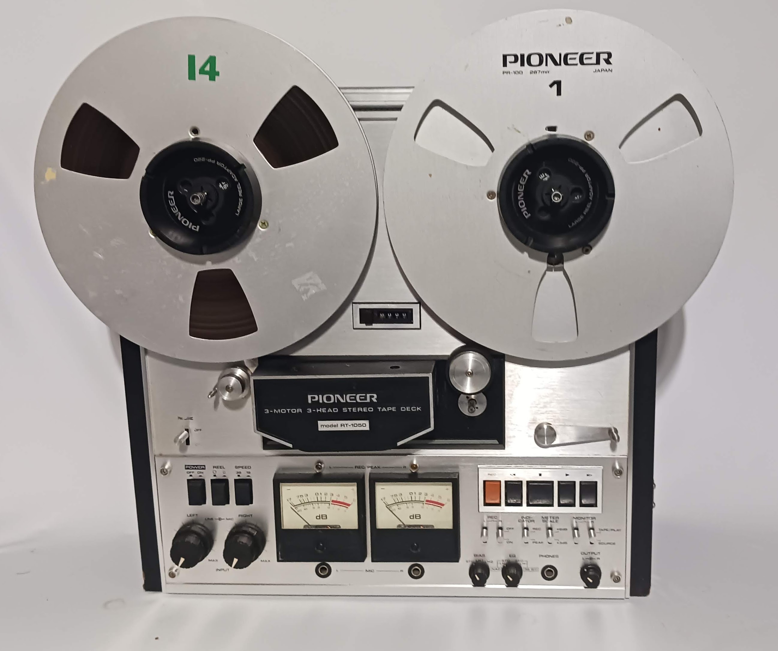Pioneer RT-1050 tape deck